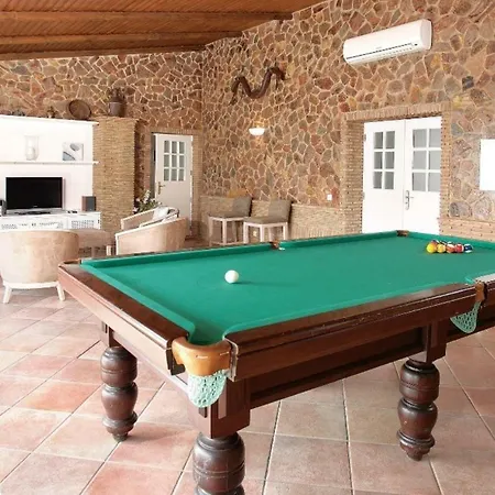 Akivillas Tale Villa *