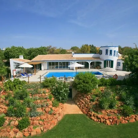 Villa Akivillas Tale